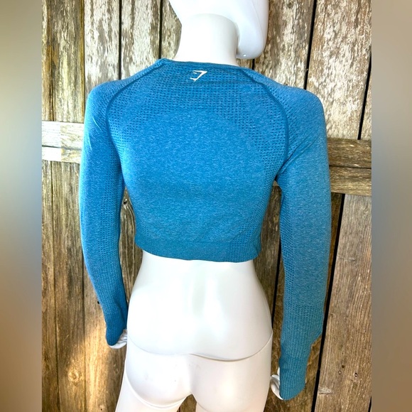 Gymshark Blue Crop Top - Picture 3 of 7